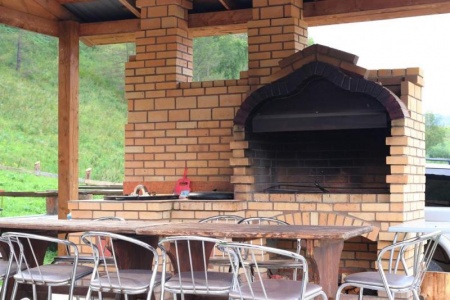 Four &agrave; bois ou po&ecirc;le ext&eacute;rieur, comment cuisiner dehors &agrave; Besan&ccedil;on ?